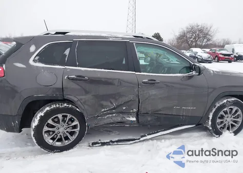 2019 Jeep Cherokee Latitude Plus 4X4 from USA, damaged, VIN 1C4PJMLN2KD166932